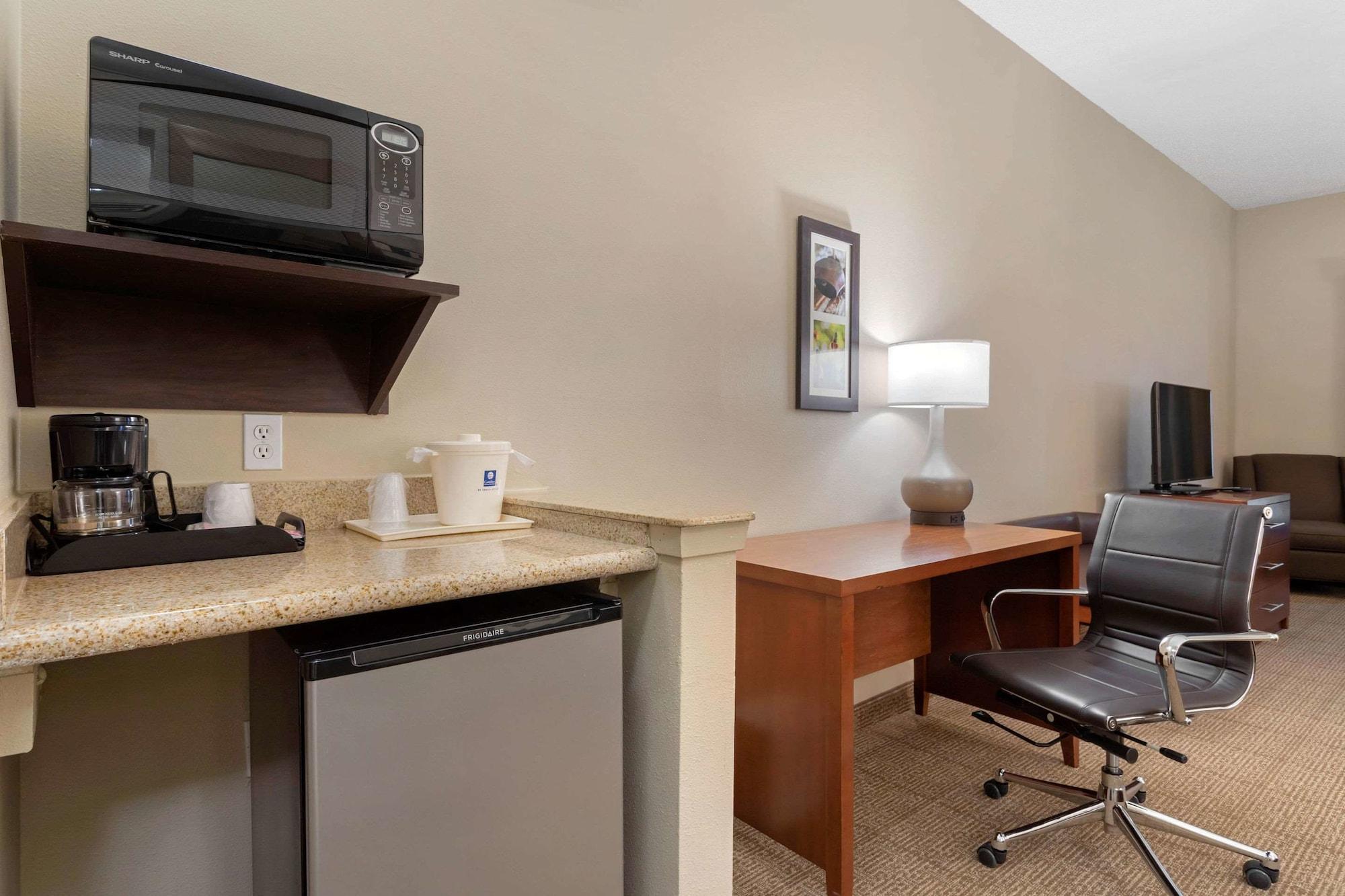 Comfort Inn & Suites Port Arthur-Port Neches מראה חיצוני תמונה