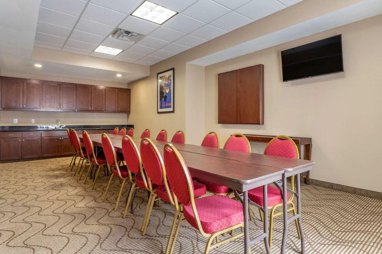 Comfort Inn & Suites Port Arthur-Port Neches מראה חיצוני תמונה
