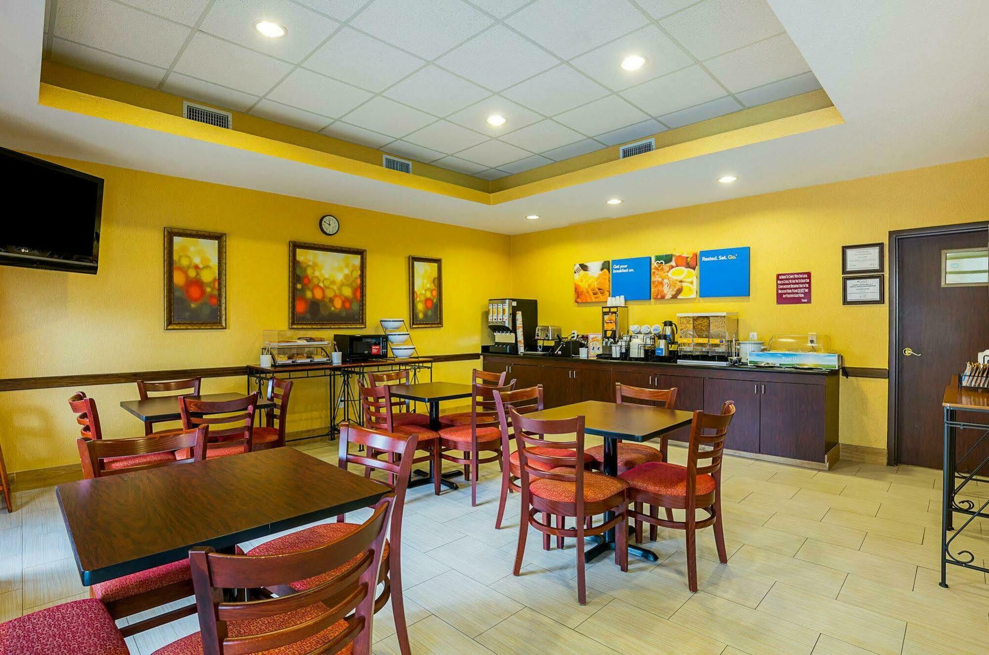 Comfort Inn & Suites Port Arthur-Port Neches מראה חיצוני תמונה
